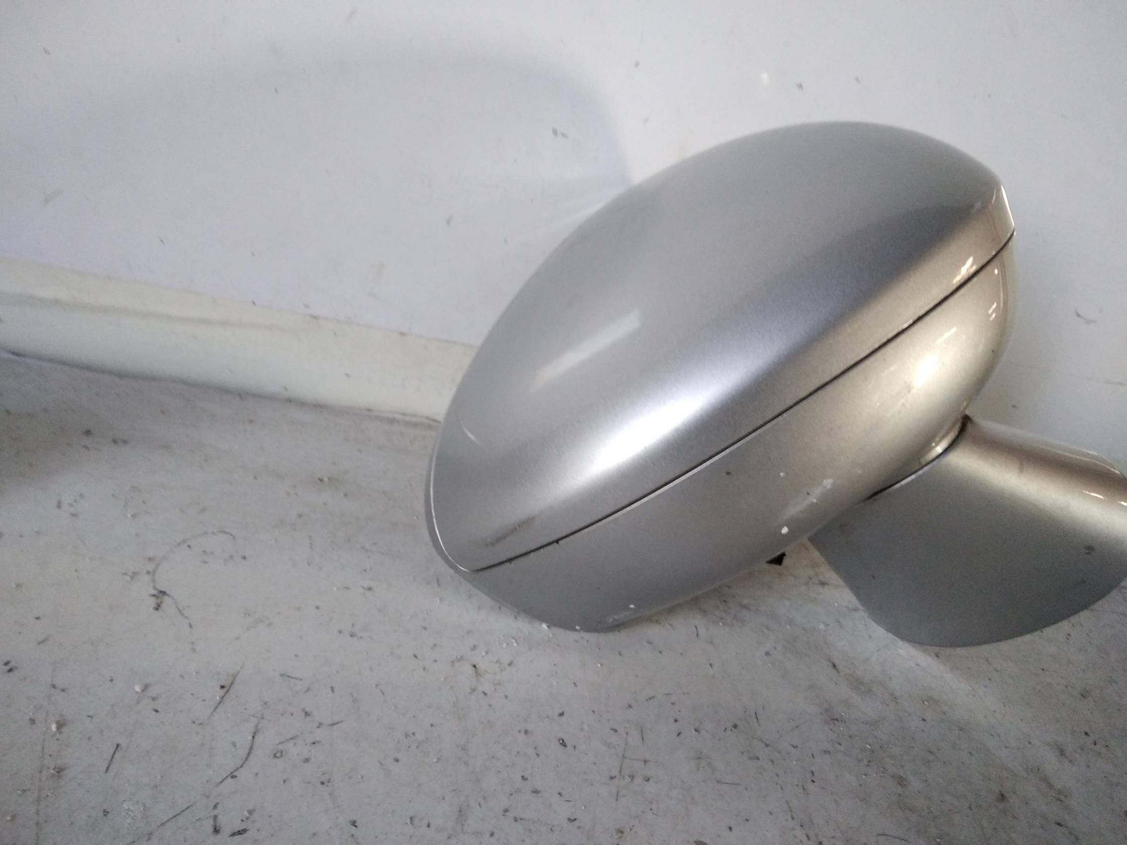 Retrovisore est. regolaz. elettr. dx.